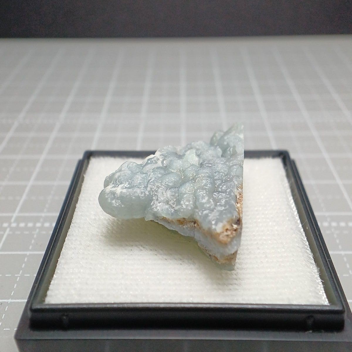 (25809) メキシコ産 スミソナイト 菱亜鉛鉱 鉱物標本 原石 Amazon.co.jp: スミソナイト 原石 菱亜鉛鉱 鉱物標本 石 : おもちゃ